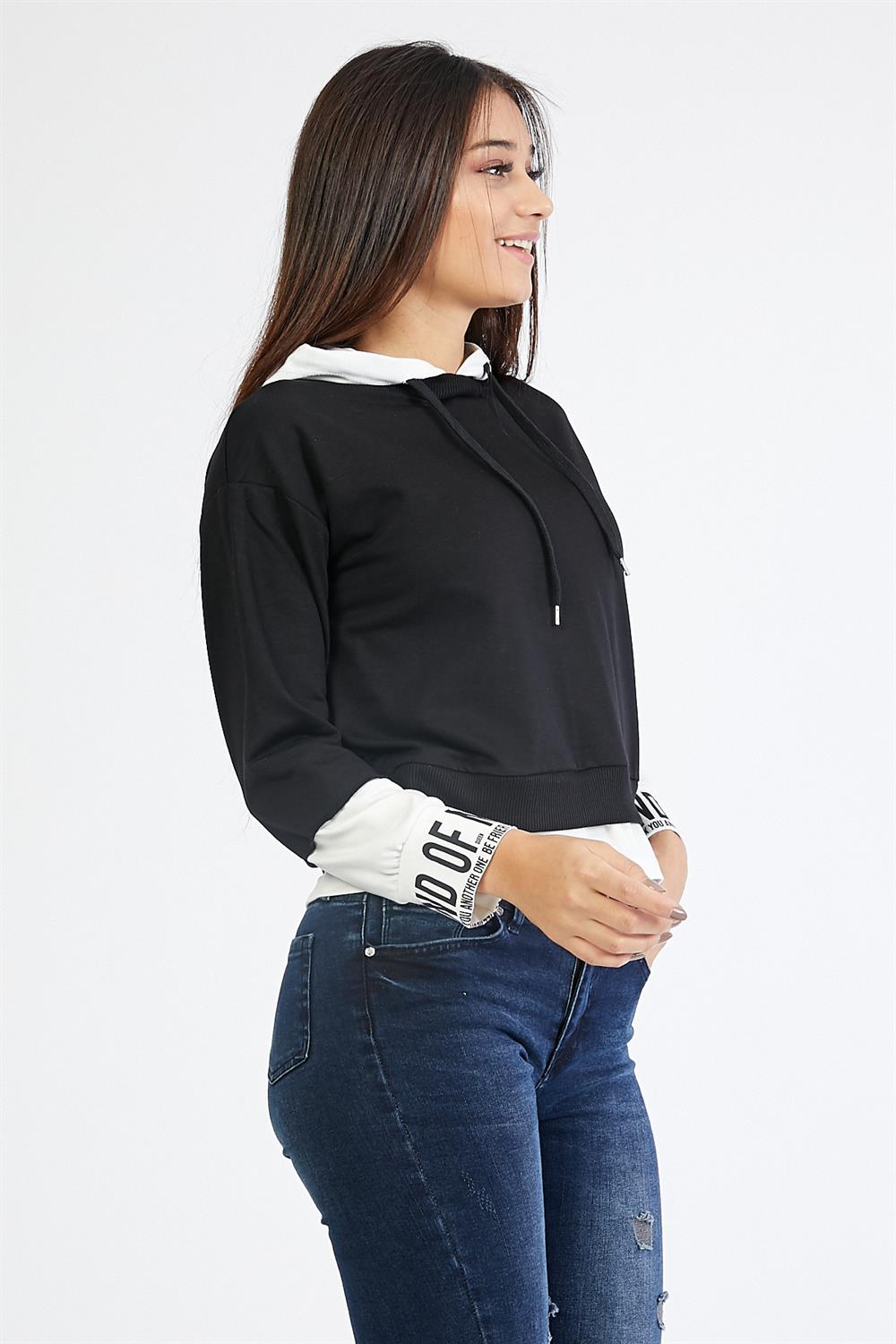 Kolları Yazı Detaylı Kapüşonlu Siyah Sweatshirt