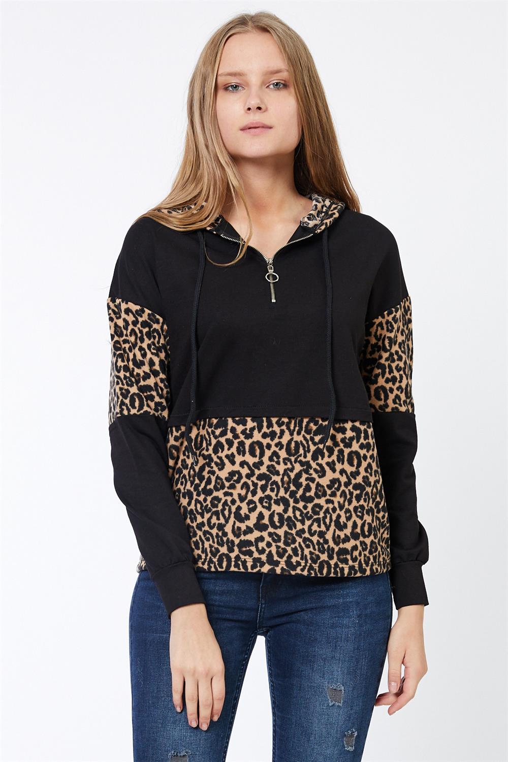 Kapüşonlu Leopar Desenli Siyah Sweatshirt